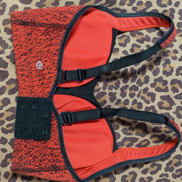 Lululemon Tata Tamer III - Picture 7 of 10